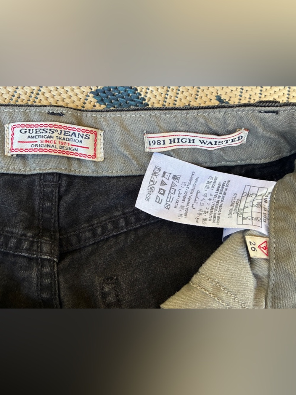 2-Piece Two-Tone GUESS? Jeans Jacket and Jorts Set - M Jkt / 26" Shorts - Picture 10 of 10